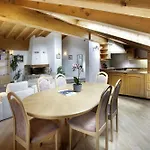 Haus Andorra 아파트
