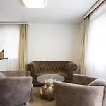 Haus Andorra *